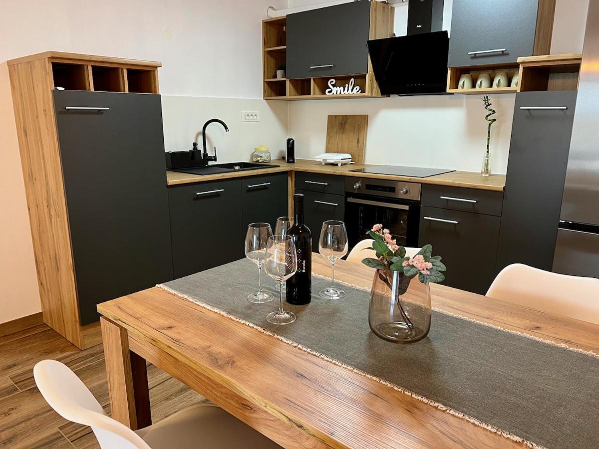 Apartment Zen Zgornje Skofije Εξωτερικό φωτογραφία