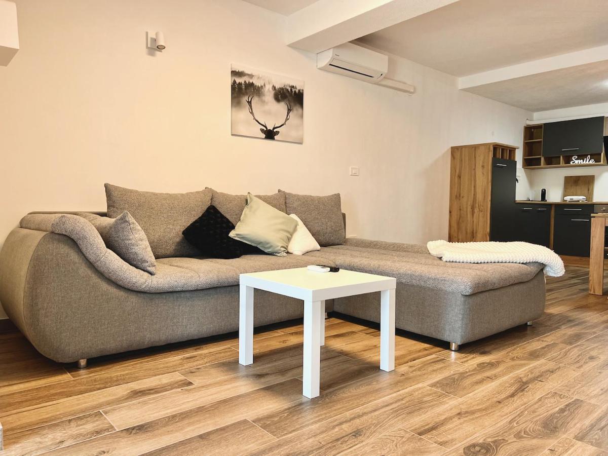 Apartment Zen Zgornje Skofije Εξωτερικό φωτογραφία